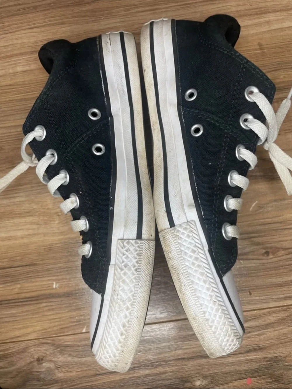 Converse Black and White Low Top Sneakers - Picture 4 of 5